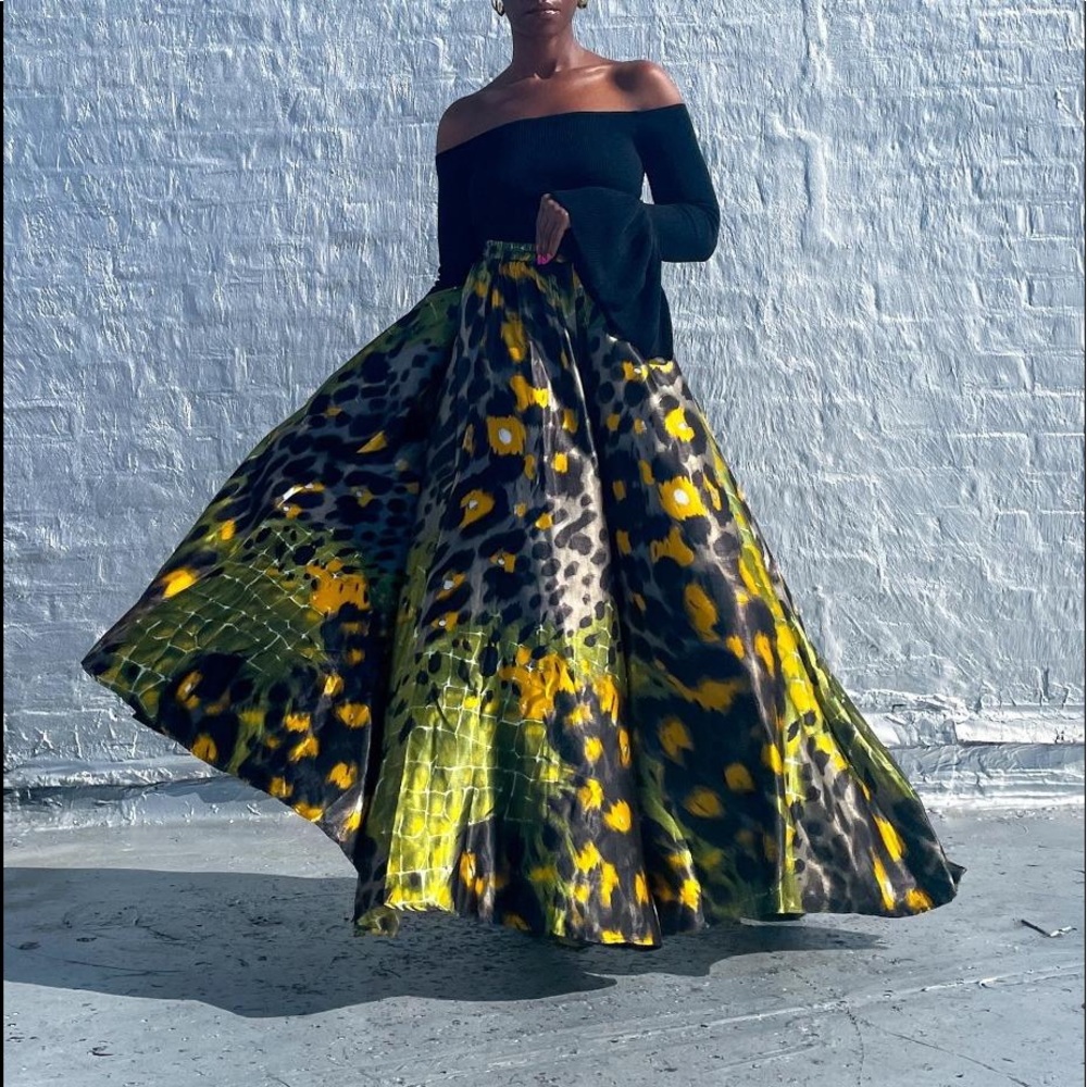 SOLD‼️Monarch Skirt